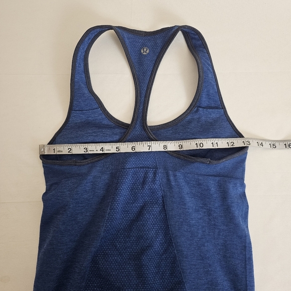 Lululemon Ebb & Flow Racerback Tank Size 6 Poseidon Blue Hydra Blue - Picture 12 of 15